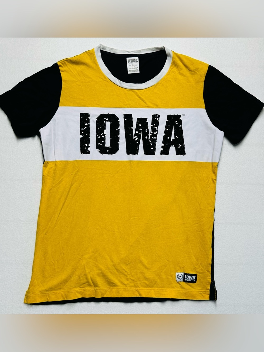 PINK Victoria’s Secret Iowa Hawkeyes Sequin Tee – Women’s Small, Black/Gold
